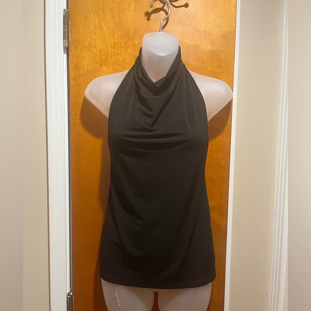 Chic Black Sleeveless Top